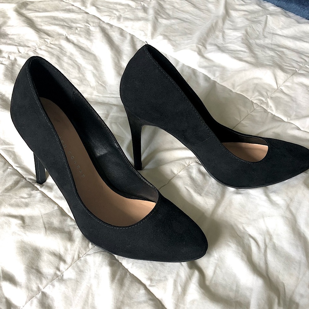 LC Lauren Conrad Black Suede Heels